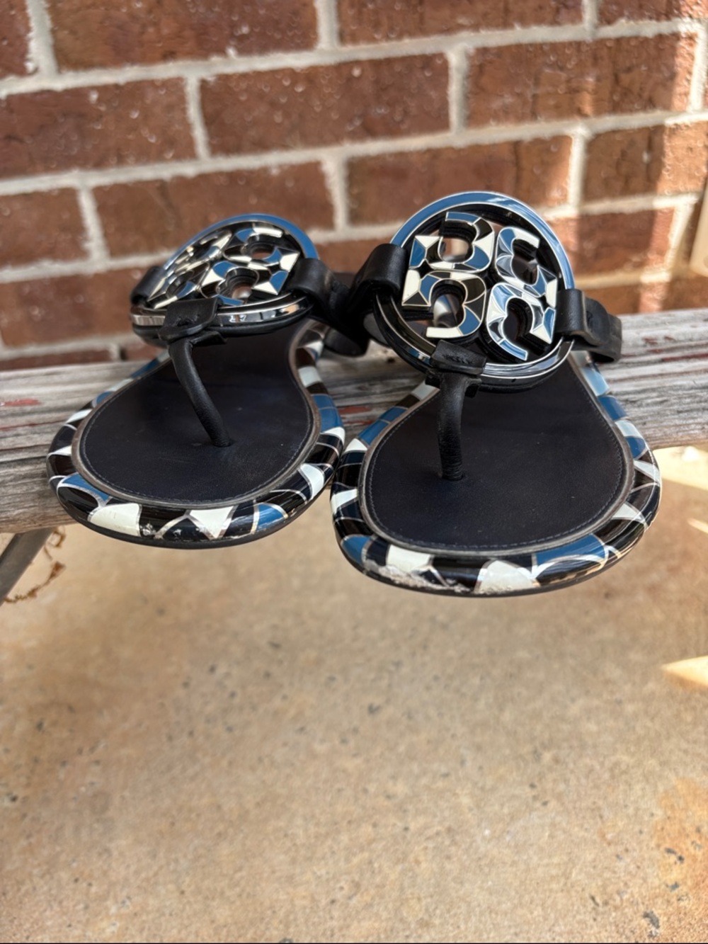 Tory Burch Miller Black and Blue Logo Thong Sandals - Picture 2 of 6